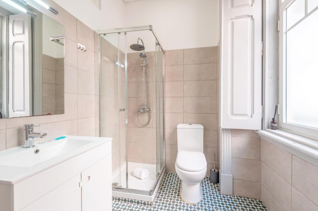 Vita Portucale ! Deluxe 3 Bedroom Apartment In Arroios Lisboa Екстериор снимка