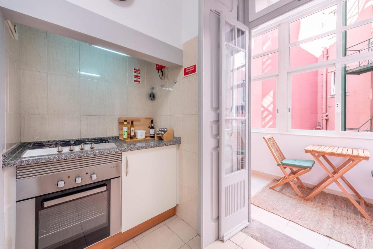 Vita Portucale ! Deluxe 3 Bedroom Apartment In Arroios Lisboa Екстериор снимка